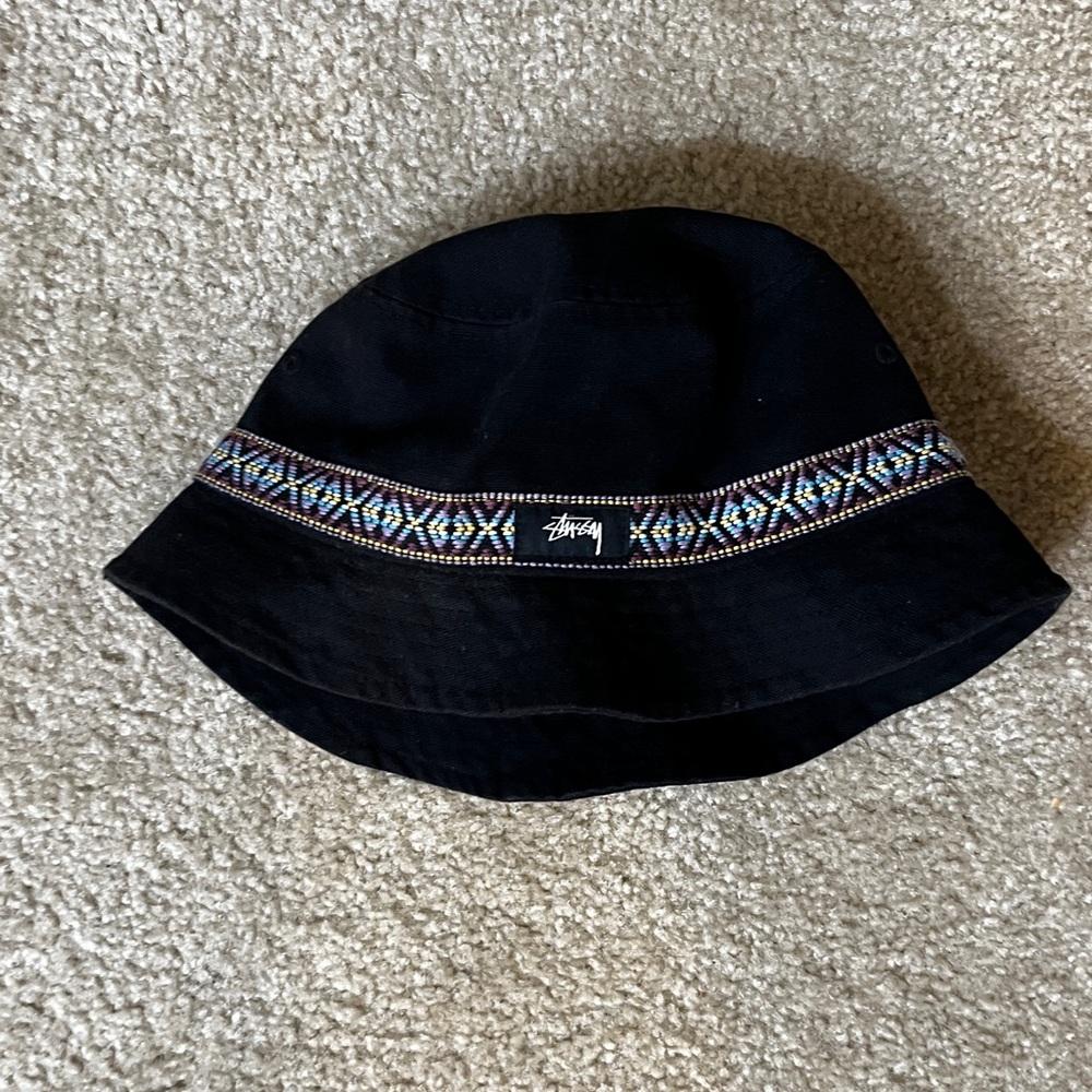 Stussy bucket hat